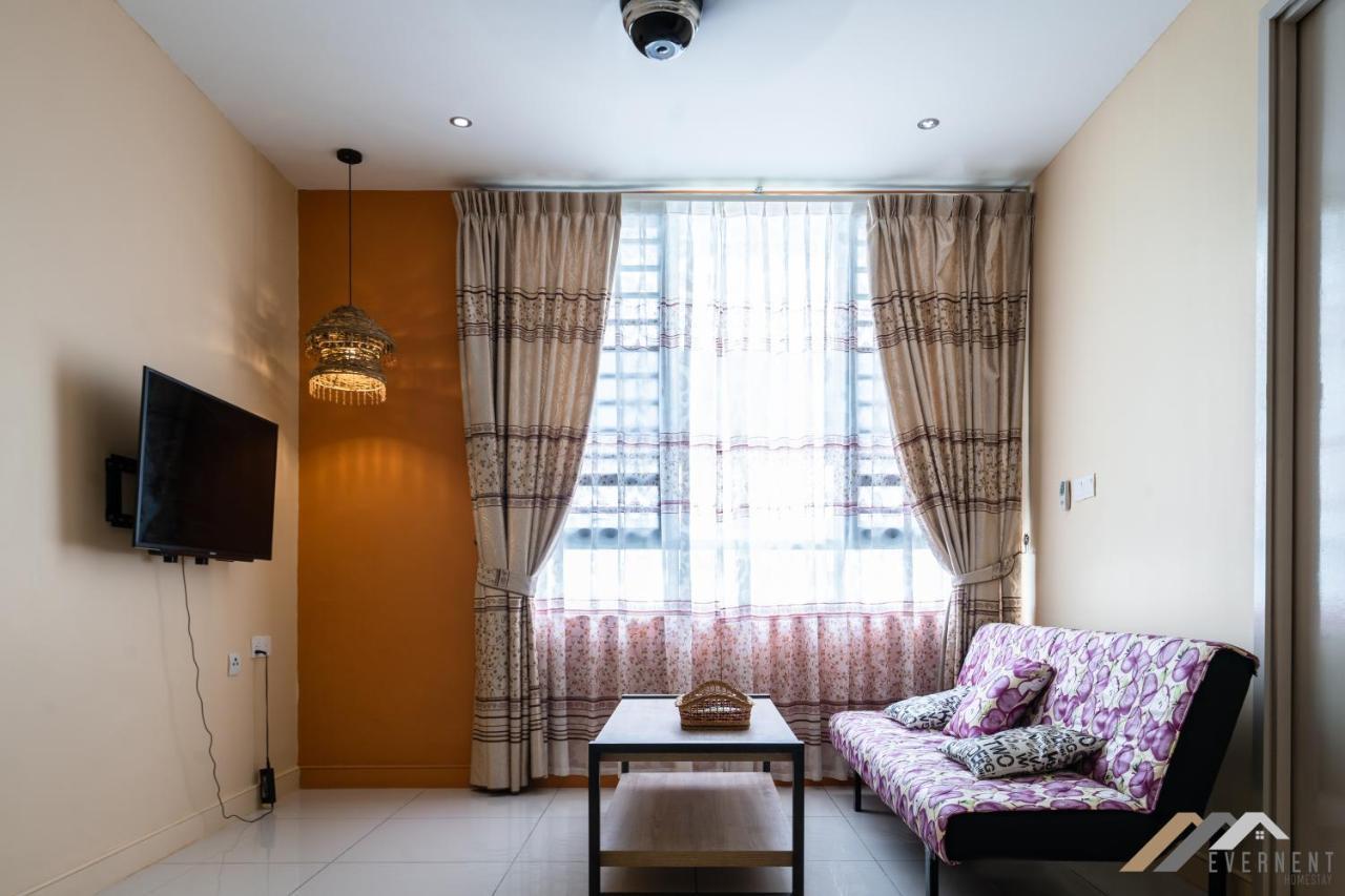 Marina Times Square Homestay By Evernent Miri Bagian luar foto