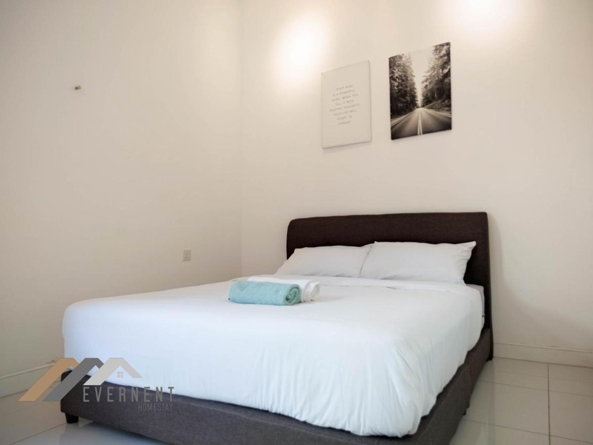 Marina Times Square Homestay By Evernent Miri Bagian luar foto